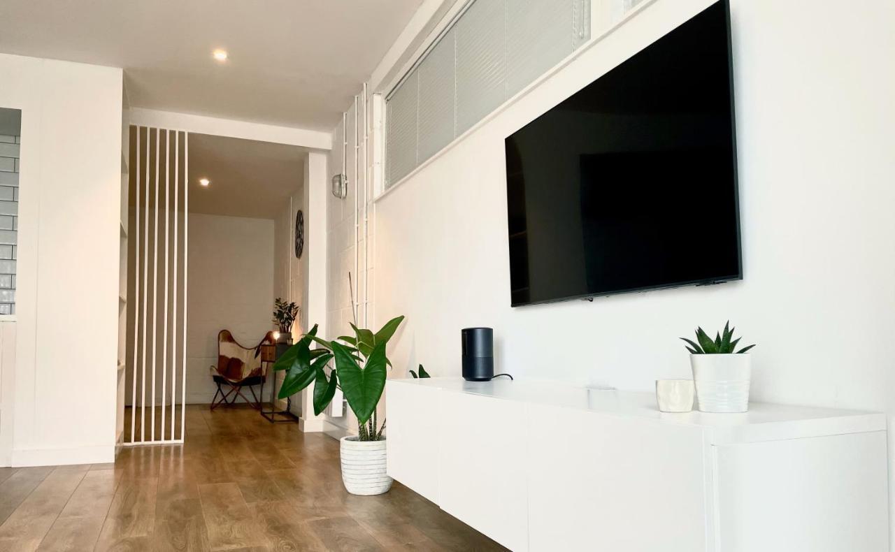 Spacious Industrial Style Apartment Londres Extérieur photo